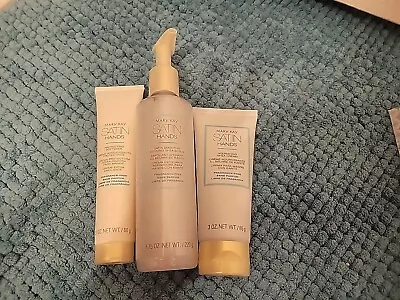 Mary Kay Satin Hands Pampering Set - Cream Scrub Softener  • $38