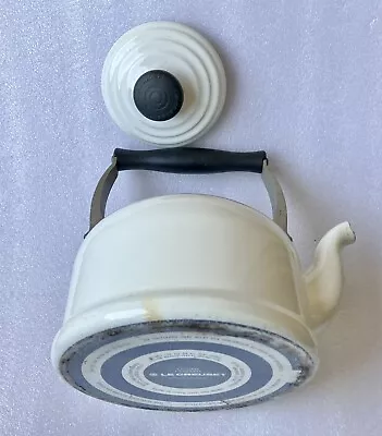 Vintage Pre-Patent White Le Creuset Stove Top Tea Kettle 2.2 Quarts SEE PHOTOS!! • $12.50