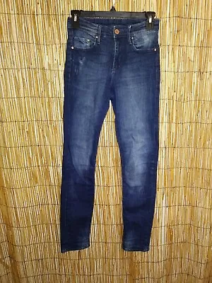 H & M  Blue Denim Jeans Slim Regular Waist Sz 26 /30  (msr 24 X29 ) Rise 9  • $10.77