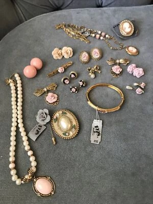 $23.50 • Buy Vintage 1928 Brand Jewelry Lot Victorian Style Porcelain Roses Cameo & Cabochons
