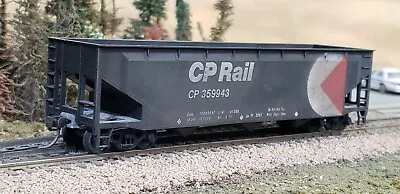 Roundhouse / MDC HO Scale Canadian Pacific (CP) - 40' 3 Bay Hopper Car • $19.95