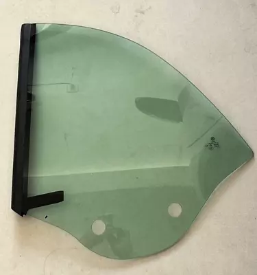 Rear Left Driver Side Quarter Glass For VW Volkswagen New Beetle A5 Convertible • $124.97