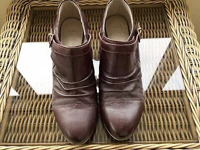 £3.99 • Buy M&s Footglove Brown Leather Shoes Size 4.5