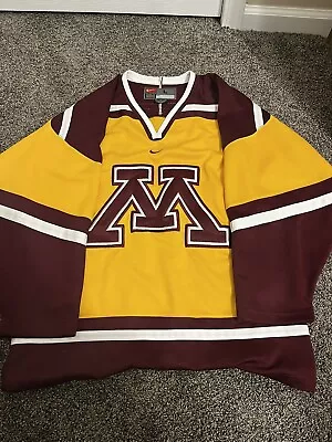 Vintage Nike Center Swoosh University Of Minnesota Gophers Hockey Jersey L • $95