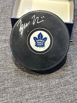 Zach Hyman Signed NHL Toronto Maple Leafs Logo Hockey Puck (Fanatics) • $20.99