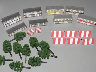 Model Airport GSE Buildings Cabins Trees Set 26 Pieces 1:400/1:500  • $18.88