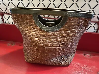 Vintage Tanner Made In Italy Woven Straw Bag With Green Leather Handle • $75