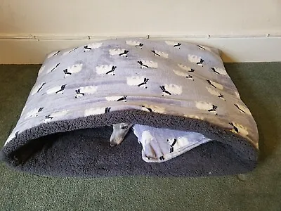 £60 • Buy NEW Polar Bear Print Thicker Cuddle Fleece Snuggle Wrap Cave Dog Beds