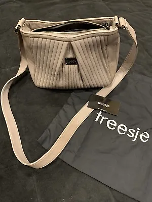 $16.39 • Buy TREESJE Gray￼ Leather Crossbody Shoulder Purse W/dust Cover Bag