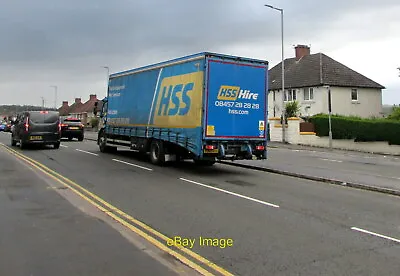 Photo 6x4 HSS Hire Lorry Malpas Newport Travelling South On The A4051 Mal C2021 • £2