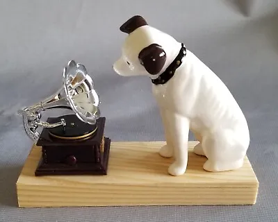 RCA VICTOR  His Master's Voice  NIPPER DOG With Phonograph Beautiful!!! • $87.24
