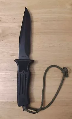 Vintage Gerber Patriot Fixed Blade Knife ( No Sheath ) Blackie Collins Fighting  • $54