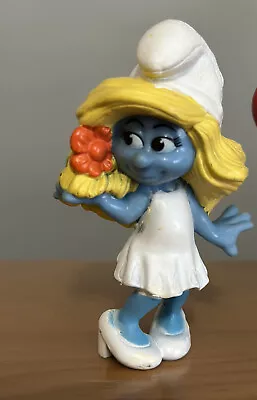 McDonalds Happy Meal Toy 2011 Payo Smurfette Flowers Plastic Figure • $8.99