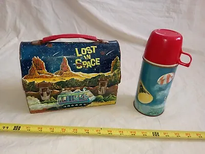 Vintage 1967 LOST IN SPACE Lunchbox & Thermos SCIFI TV LUNCH PAIL LUNCH BOX. • $99.99