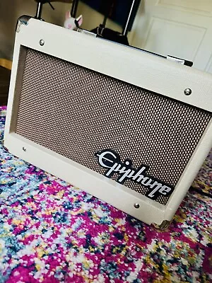 Epiphany Studio Acoustic 15 C • $80