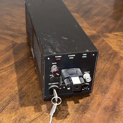 $999 • Buy SRS Stanford Research Systems NL100 Laser