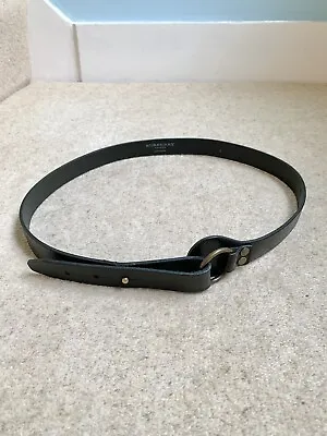 £55 • Buy Burberry London Black Leather Loop Belt Size 4