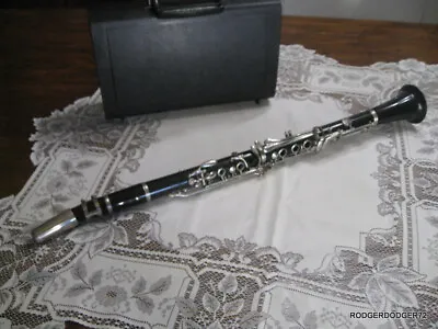 Nice!    Vito Reso-tone Usa 26 1/2 T Clarinet With Velvet Lined Hard Shell Case • $44.99