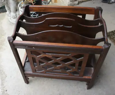 Vintage Arts & Crafts Wood Newspaper Magazine Butler Rack Holder LARGE 4 Section • $29