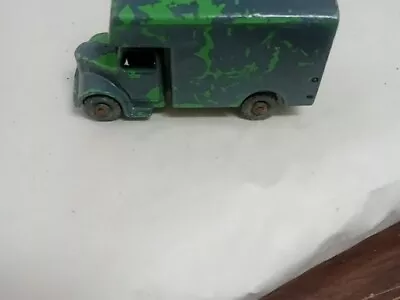 Matchbox Moving Van No. 17 Grey Wheel A31 • $4.99