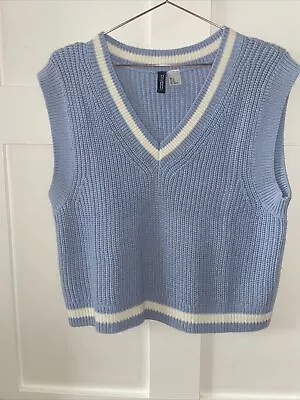 H&M Baby Blue Sleeveless Knit Waistcoat/Jumper V Neck Excellent Con Size S-M • £4