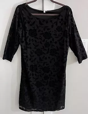 Haani Black Velvet Floral Appliqué Lined Dress Women’s Large 3/4 Sleeves • $13.50