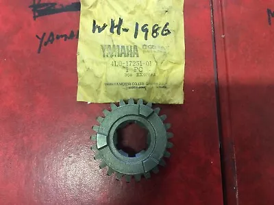 $179.95 • Buy GENUINE YAMAHA PARTS 5th WHEEL GEAR 24T RD250LC 81-82 RD350LC 81-82 4L0-17251-01