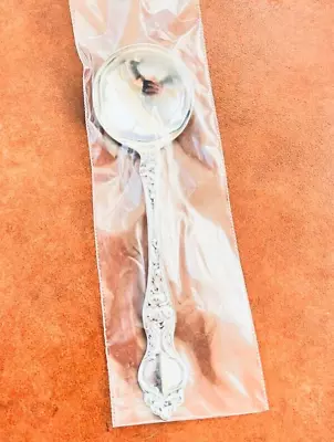 Violet Wallace Sterling 5 1/4  Bouillon Soup Spoon No Mono Polished Gorgeous • $39