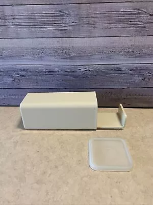 Tupperware #1827 Butter/Velveeta Cheese Keeper 3 Piece Base Lid And Tray USA Vtg • $9.99