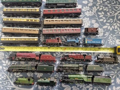 £53 • Buy 00 Gauge Locomotives & Rolling Stock