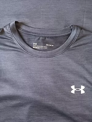 Mens Under Armour HeatGear T Shirt Medium Navy Blue.  • £8