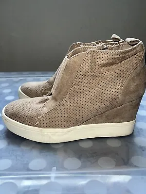 MIA Womens Cristie-B Side Zip Wedge Slip-On Sneaker Bootie 6M Stone Tan Boho • $19