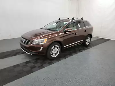 2015 Volvo XC60 T5 Platinum • $8196