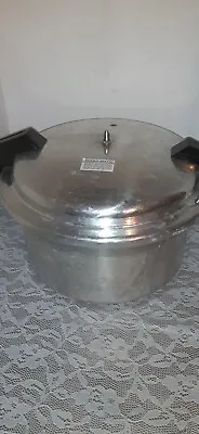 Vintage MIRRO 12 Quart PRESSURE COOKER M-0512 Aluminum M0512 Read • $14.99