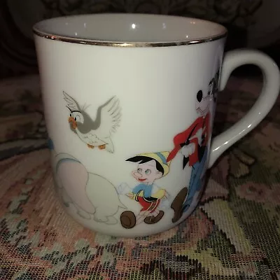 Vintage Walt Disney World Japan MICKEY GOOFY Pinochio Dumbo Daffy Coffee Mug • $6.79