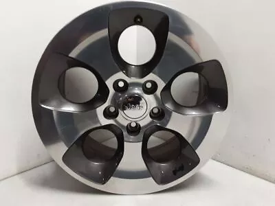 Jeep JK Wrangler OEM Argent Accent Sahara Wheel 18x7-1/2 5 Hole 2014-2018 102679 • $135