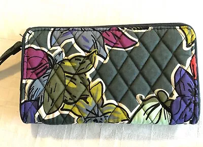 Vera Bradley Falling Flowers RFID Front Zip Wristlet Wallet Clutch 7.75 X 5 • $6.50