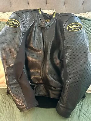 Classic Vanson Motorcycle Jacket Size 50 • $90
