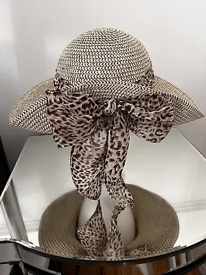 Excellent Condition Ladies M&S Straw Style Floppy Hat • £10