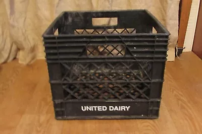 Vintage Goldenrod-Prairie Farms-Dean Food Plastic & Metal Milk Crates  #1518 • $30