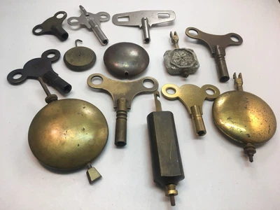 $55.04 • Buy Vintage Clock Pendulums And Keys Job-Lot