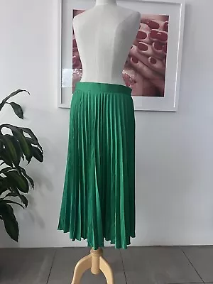 Zara Green Pleated Skirt XL • $29.99