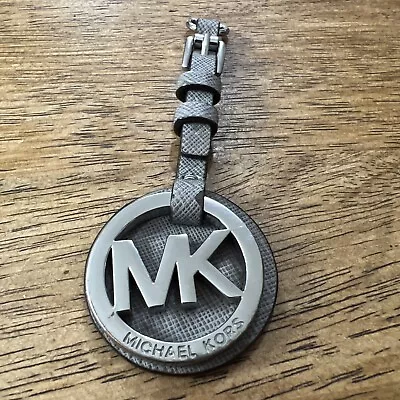 Michael Kors Hangtag Key Fob Charm Gray Silver Tone Leather Strap Keychain • $19.99