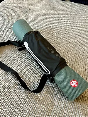 Manduka Pro Yoga And Pilates 1/4 Inch/6mm Thick Mat Black  71  X 26  Performance • $75