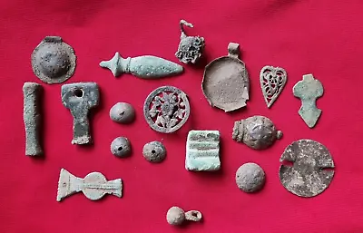 Ancient METAL DETECTOR FINDINGS . Roman Celtic Byzantine - Apliquependants • $38