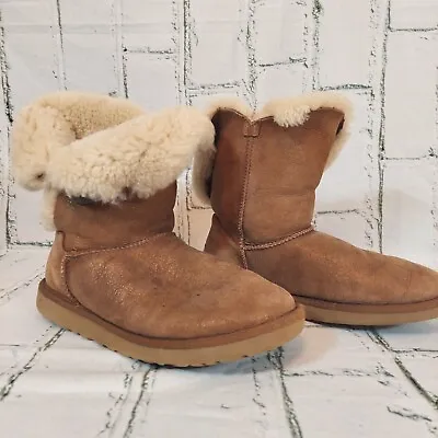 UGG Australia Sheepskin  Boots Bailey Button Metallic Sz W8 Chestnut Brown Women • $36.99