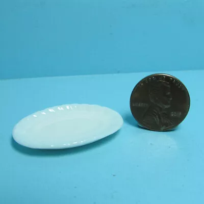 Dollhouse Miniature White Serving Dish Platter With Scallop Design White IM65516 • $2.24