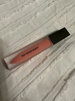 $10.99 • Buy Burberry Liquid Lip Velvet Peach No.25-New