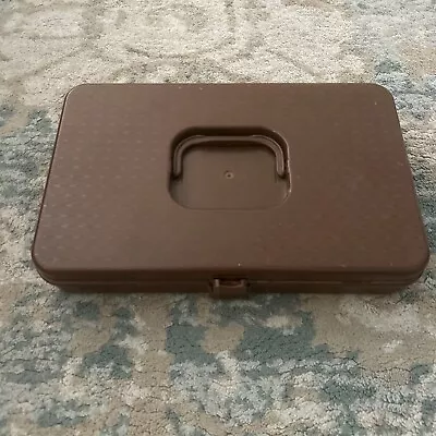 Vintage Wilson Mfg Co. Wil-Hold Sewing Thread Box Brown Plastic 13 X 8 X 2.5   • $14.99