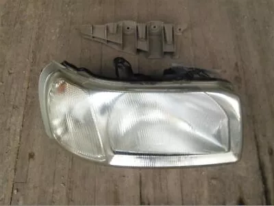 Passenger Right Headlight Fits 02-03 FREELANDER 179460 • $69.95